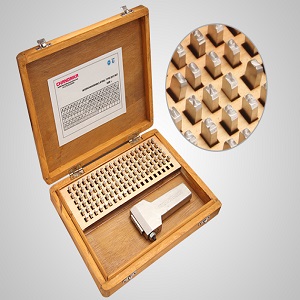 Interchangeable Steel Type - Image 3